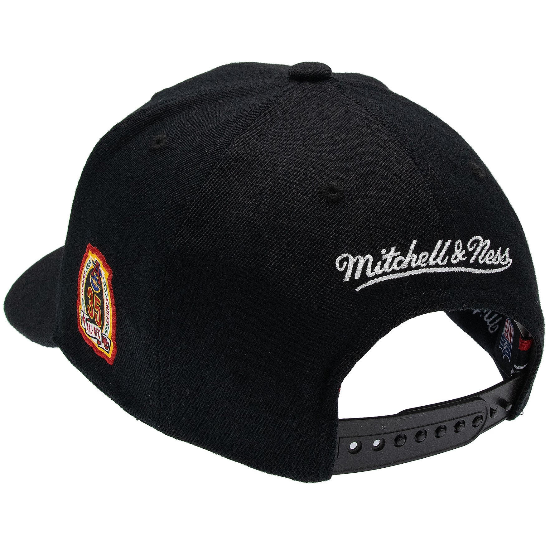 Kansas City Chiefs Mitchell & Ness Blackout Classic Red Snpback NFL Cap Schwarz