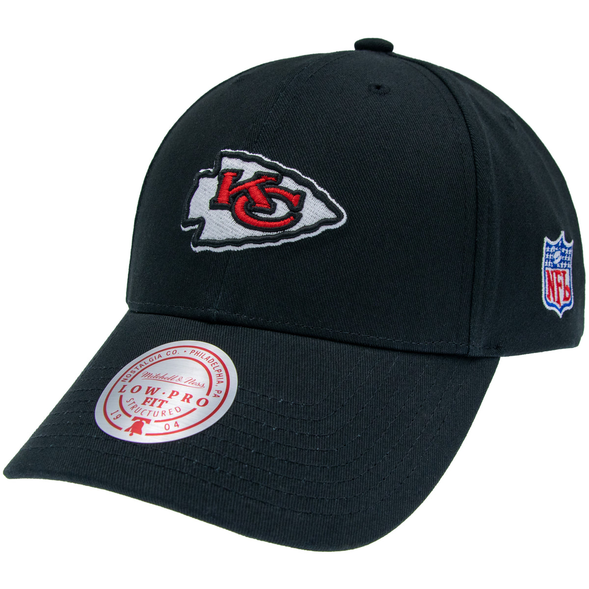 Schwarze Mitchell & Ness NFL Cap mit Kansas City Chiefs Team-Logo, Low Pro Design, hochwertige Baseball-Cap
