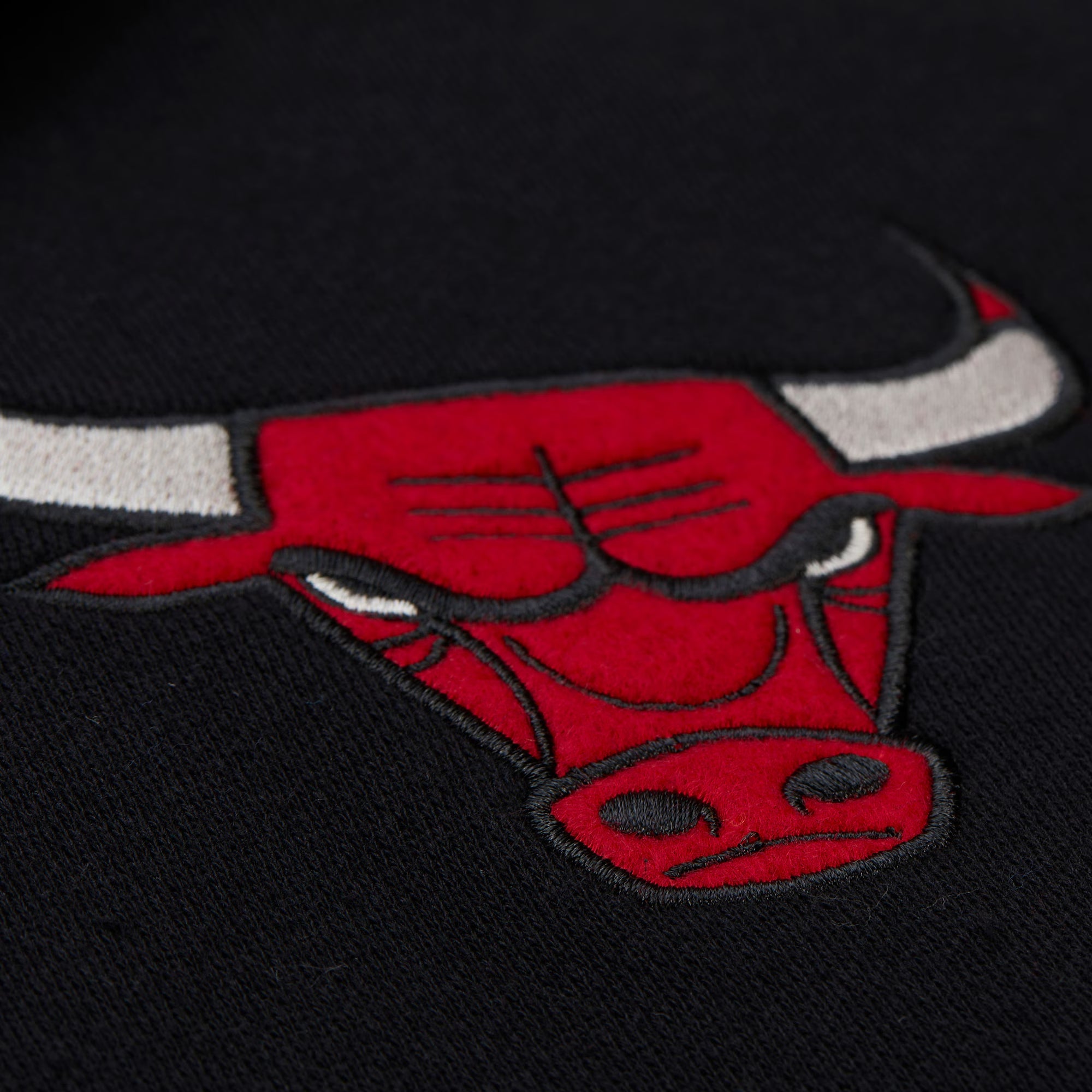 Chicago Bulls Mitchell & Ness Premium Patch Courtside Fleece Full-Snap NBA Jacke Schwarz