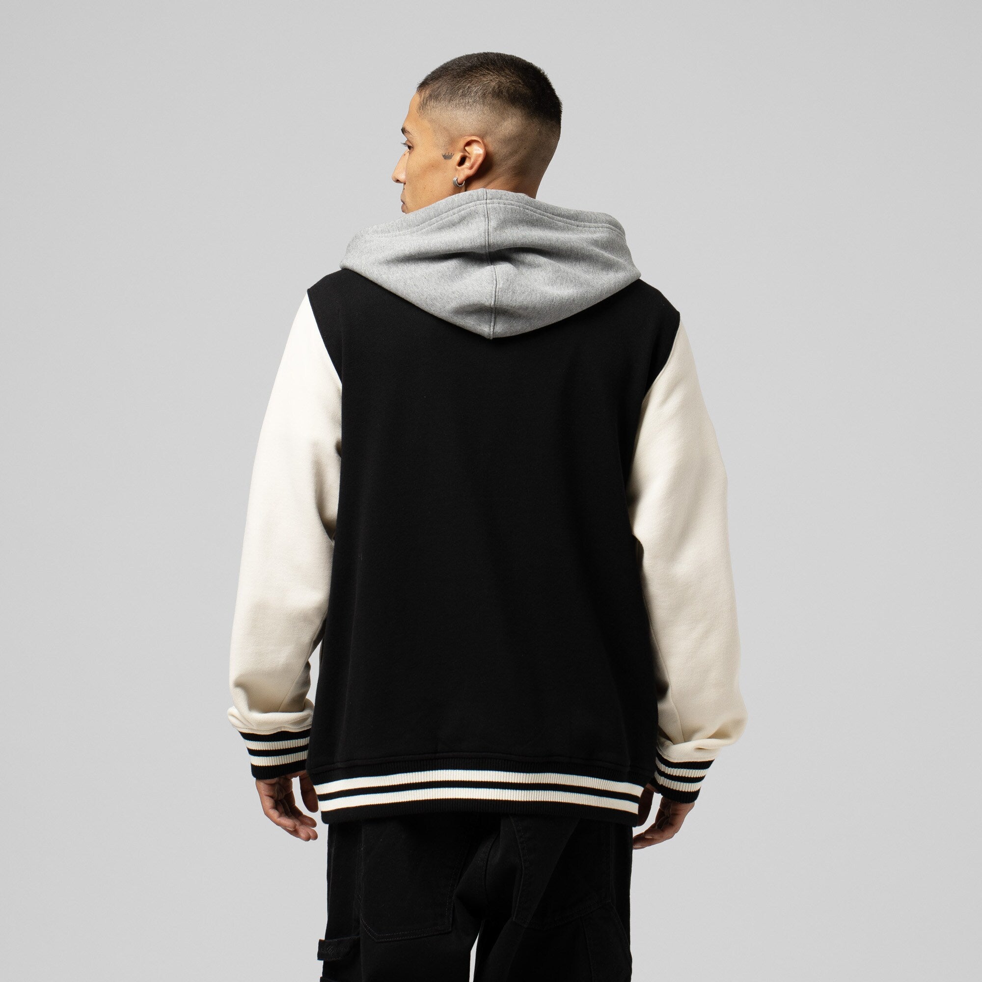 Las Vegas Raiders Mitchell & Ness Premium Patch Sideline Fleece Full-Snap NFL Jacke Schwarz