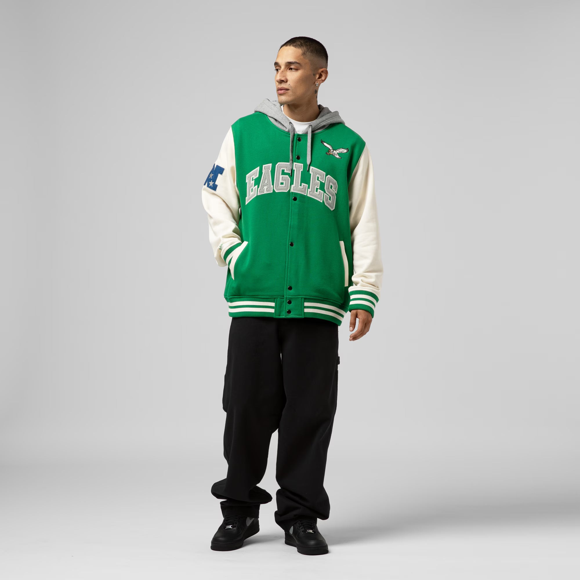 Philadelphia Eagles Mitchell & Ness Premium Patch Sideline Fleece Full-Snap NFL Jacke Grün