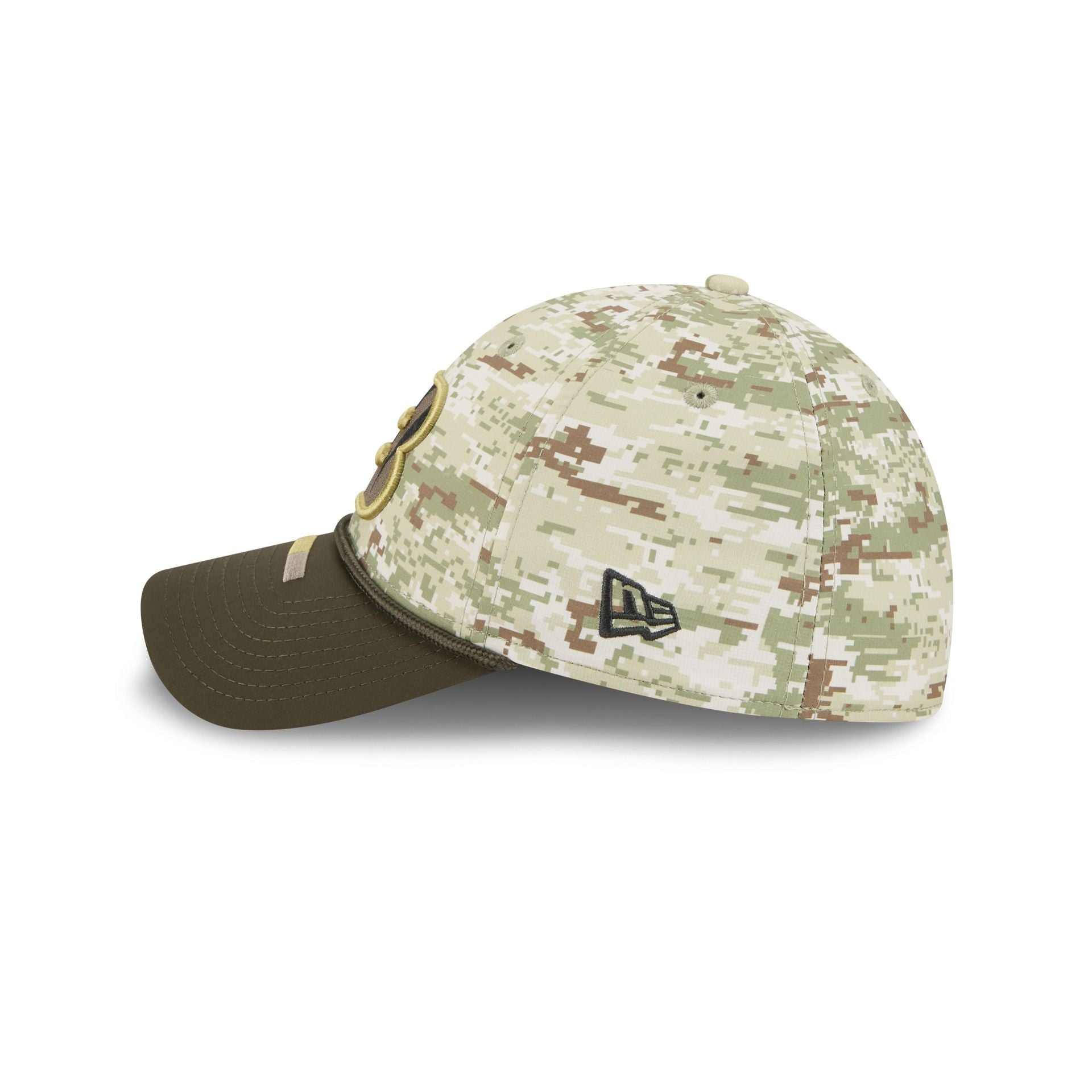 Cincinnati Bengals New Era 2025 NFL Salute to Service 39THIRTY Flex Fit Cap Camouflage