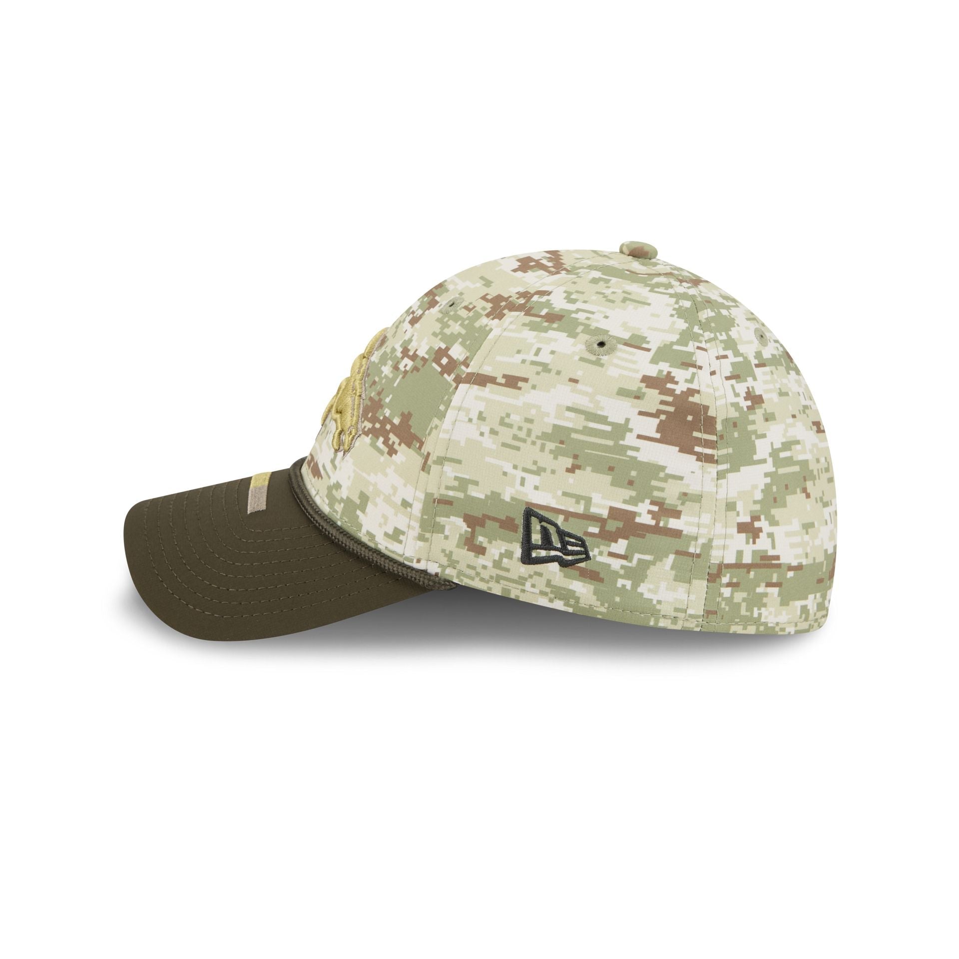 Denver Broncos New Era 2025 NFL Salute to Service 39THIRTY Flex Fit Cap Camouflage