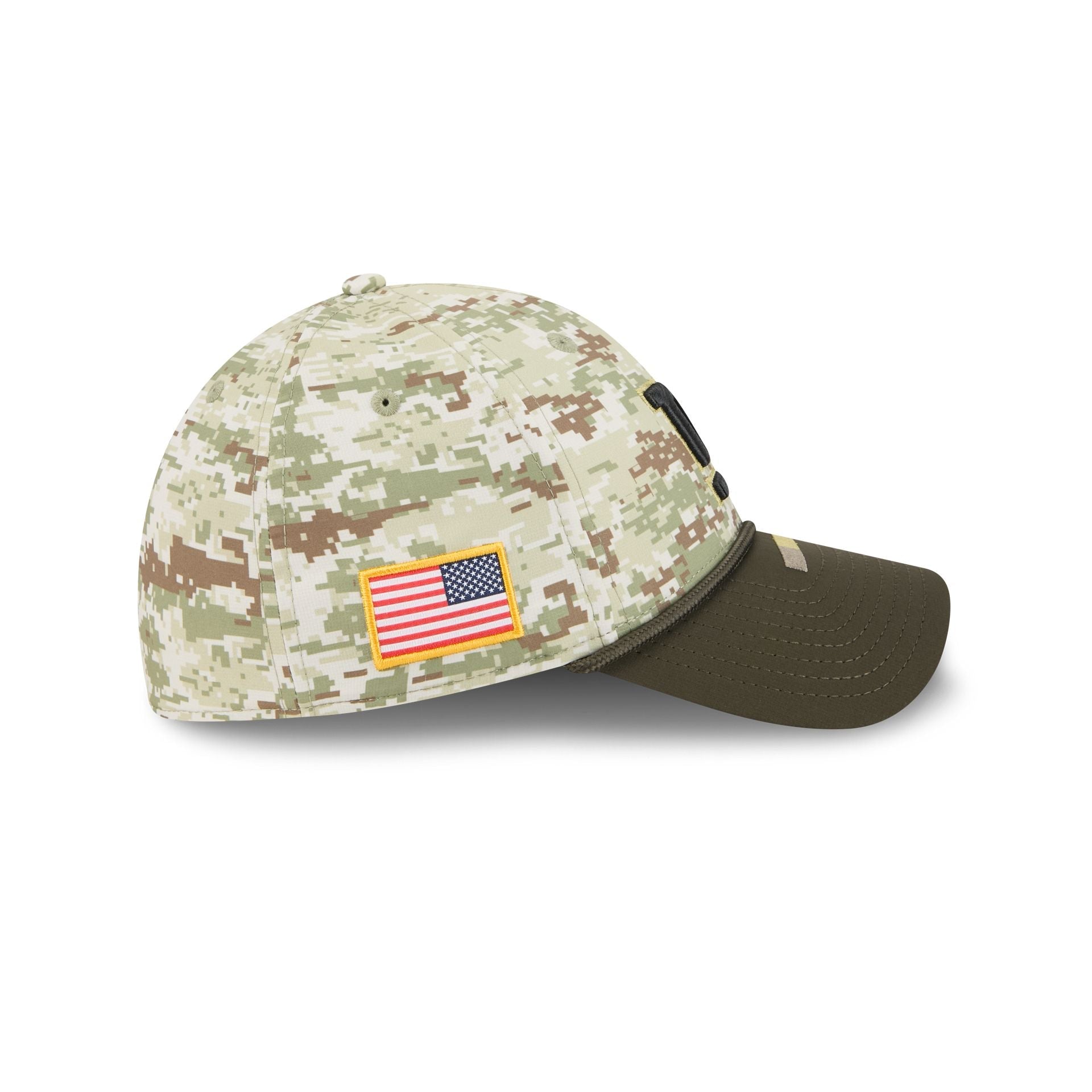 New York Giants New Era 2025 NFL Salute to Service 39THIRTY Flex Fit Cap Camouflage
