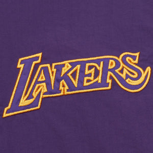 Los Angeles Lakers NBA Mitchell & Ness Throw It Back Retro Winter Jacke Schwarz - STADIUMDREAMS