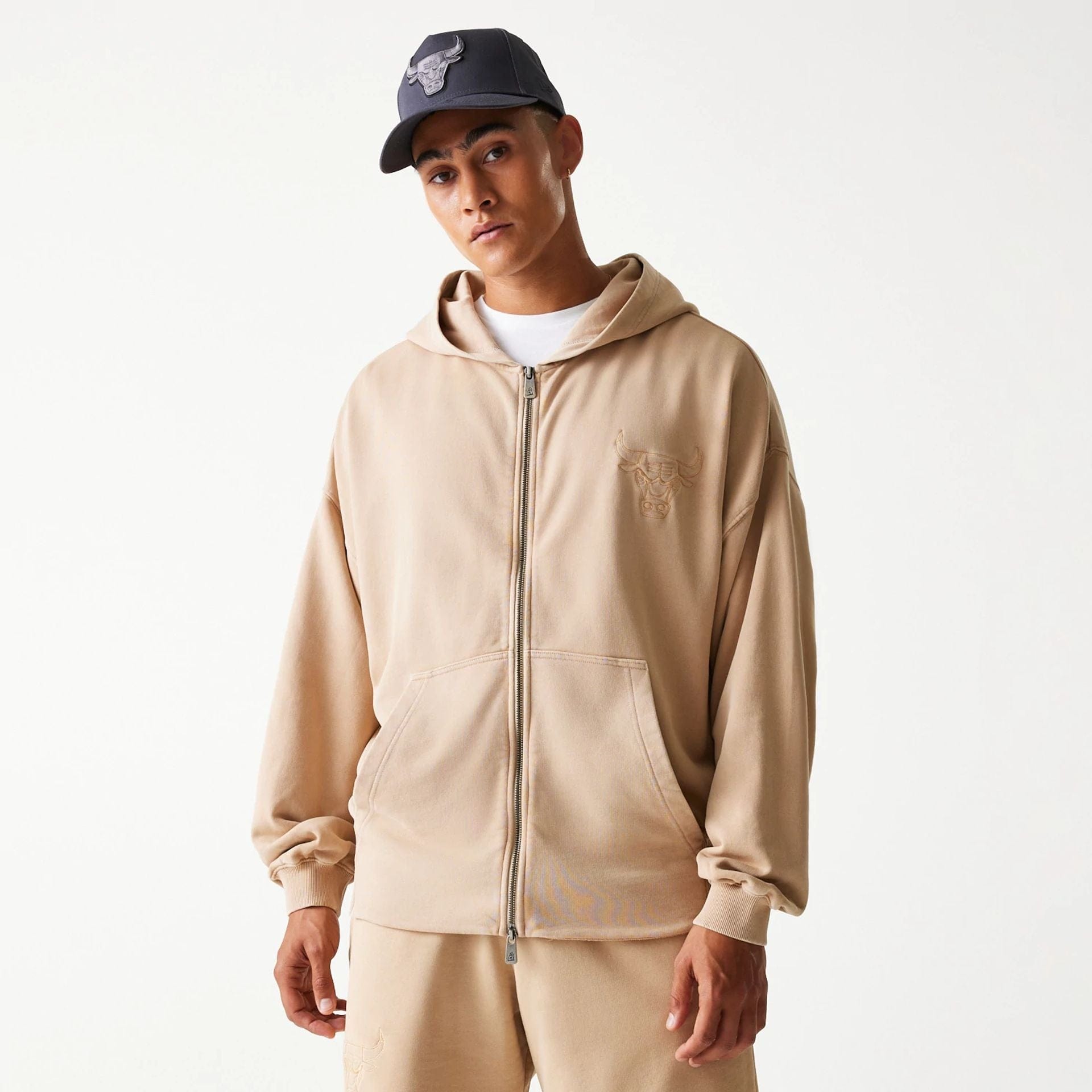 Chicago Bulls New Era Washed Style Full Zip NBA Hoodie Beige