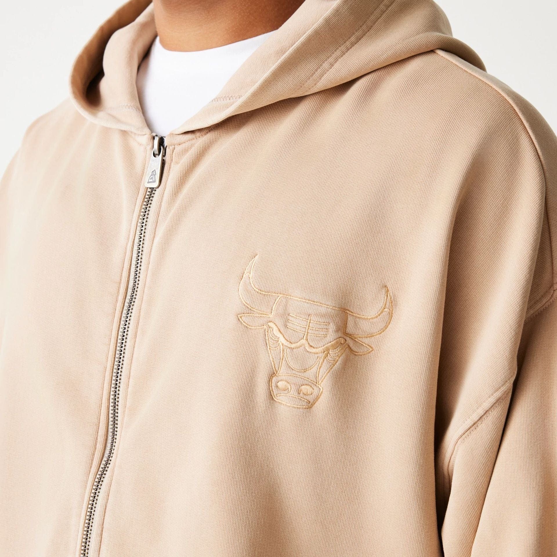 Chicago Bulls New Era Washed Style Full Zip NBA Hoodie Beige