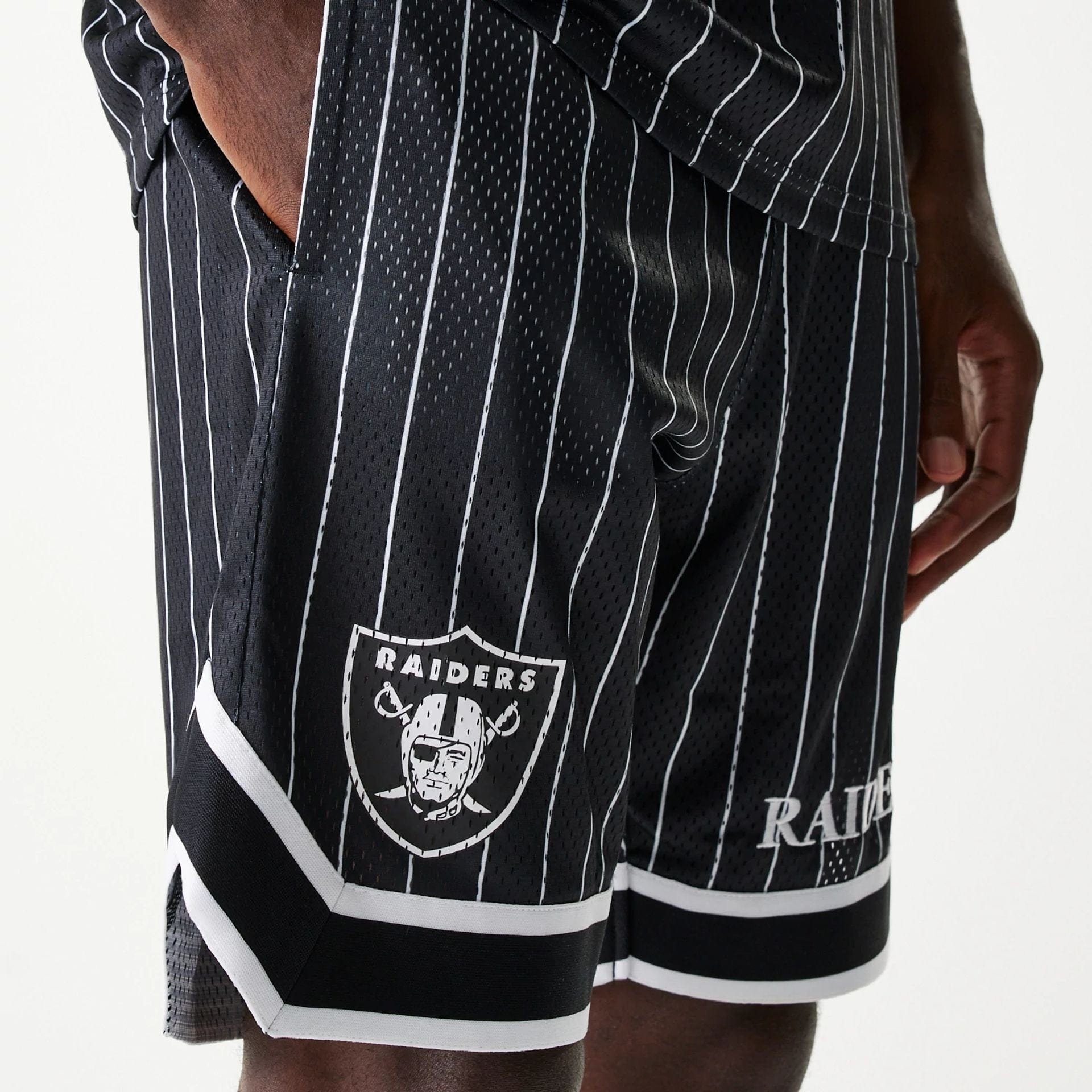 Las Vegas Raiders New Era Pinstripe NFL Shorts Schwarz