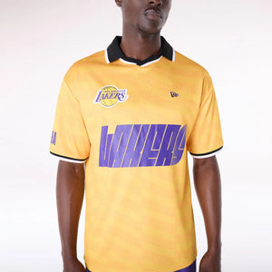 Los Angeles Lakers New Era Soccer Style Oversized NBA T-Shirt Gelb - STADIUMDREAMS