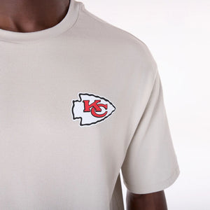 Kansas City Chiefs New Era Backprint Oversized NFL T-Shirt Beige - STADIUMDREAMS