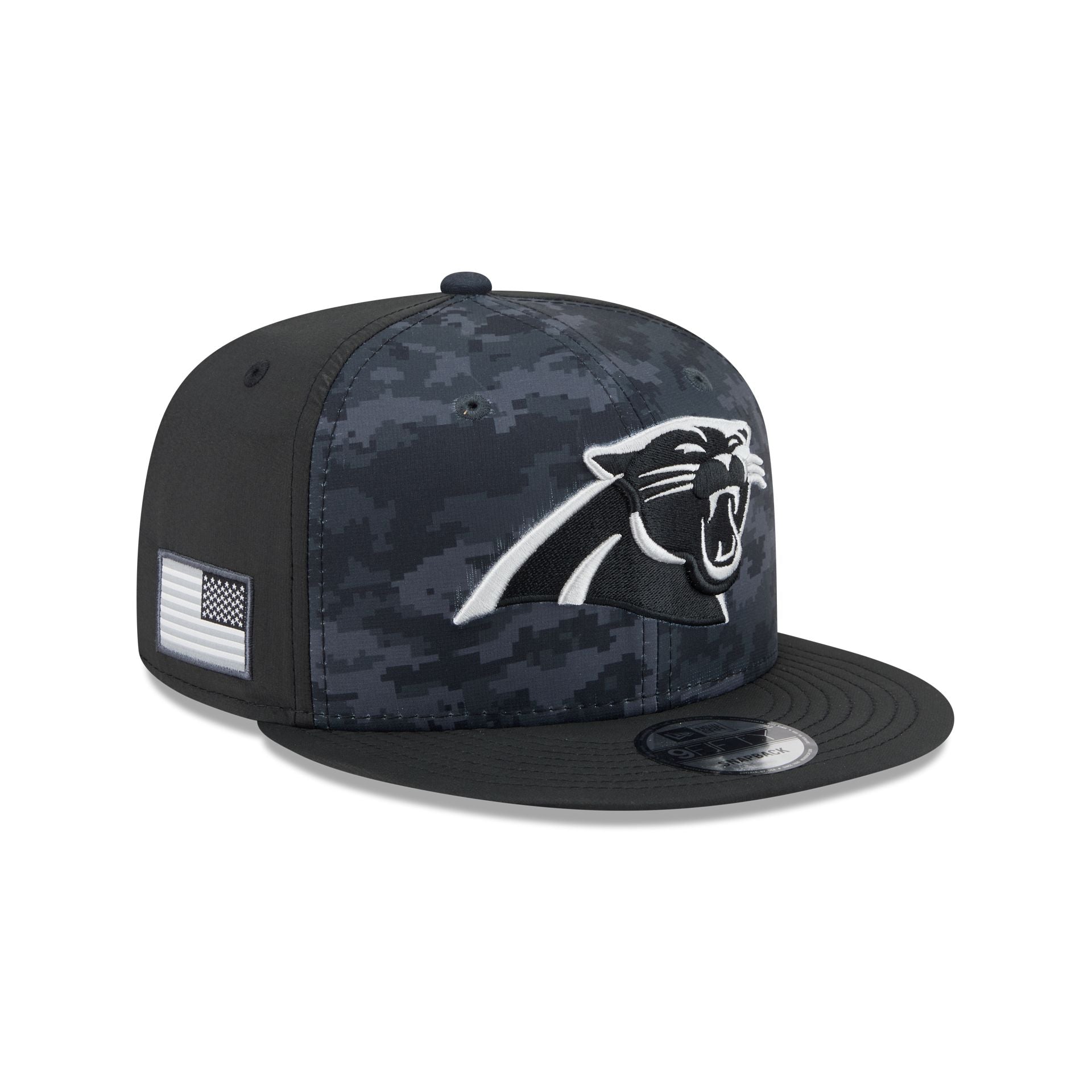 Carolina Panthers New Era 2026 NFL Salute to Service 9FIFTY Snapback Cap Camouflage Schwarz