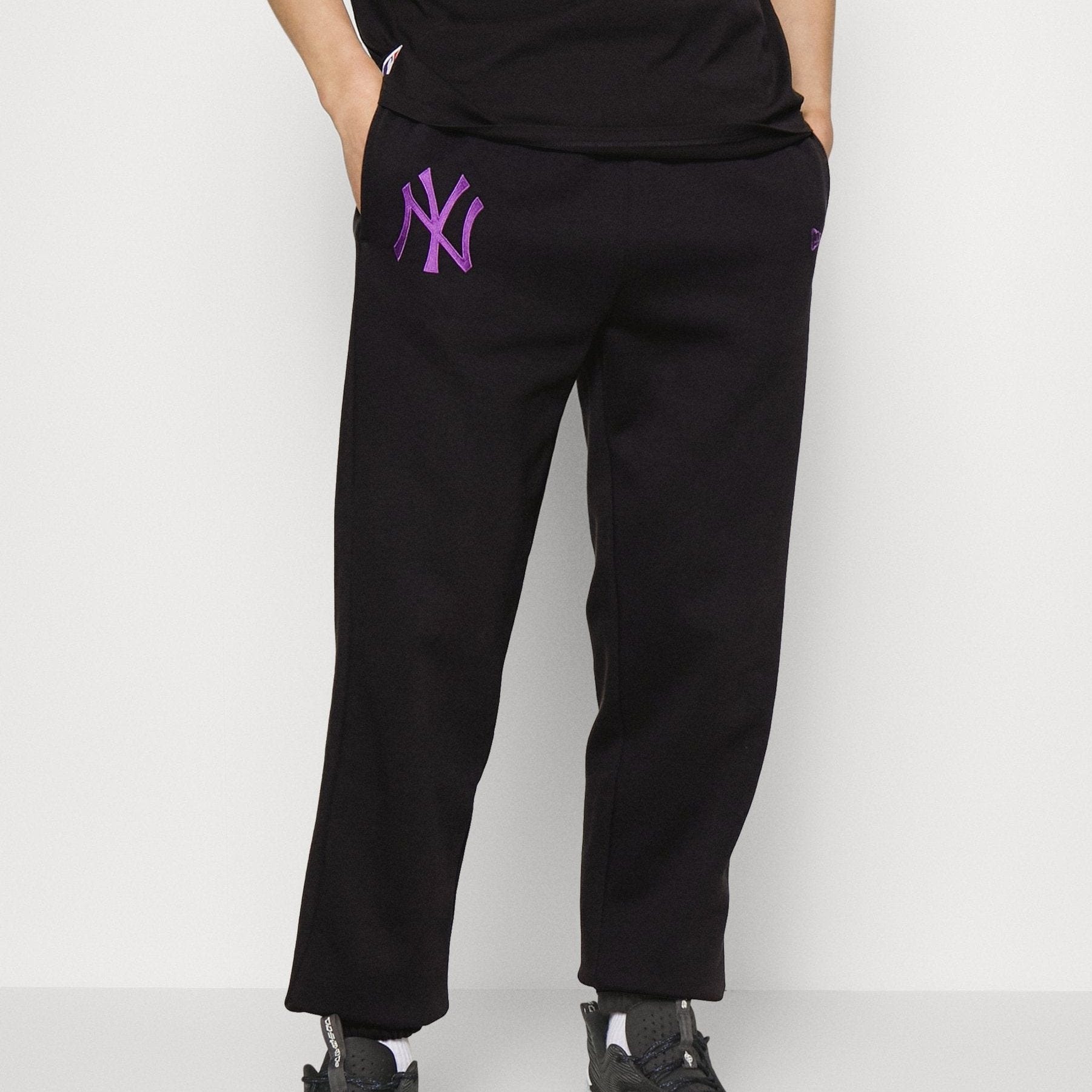 New York Yankees New Era MLB League Essentials Jogger Sweatpants Schwarz - STADIUMDREAMS