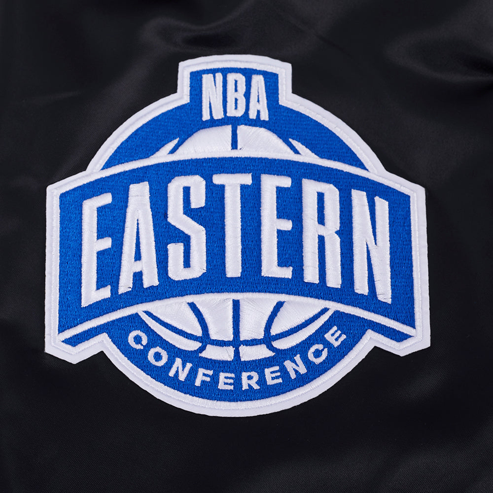 New York Knicks Pro Standard 2026 NBA Champions Limited Edition Satin Jacke Schwarz