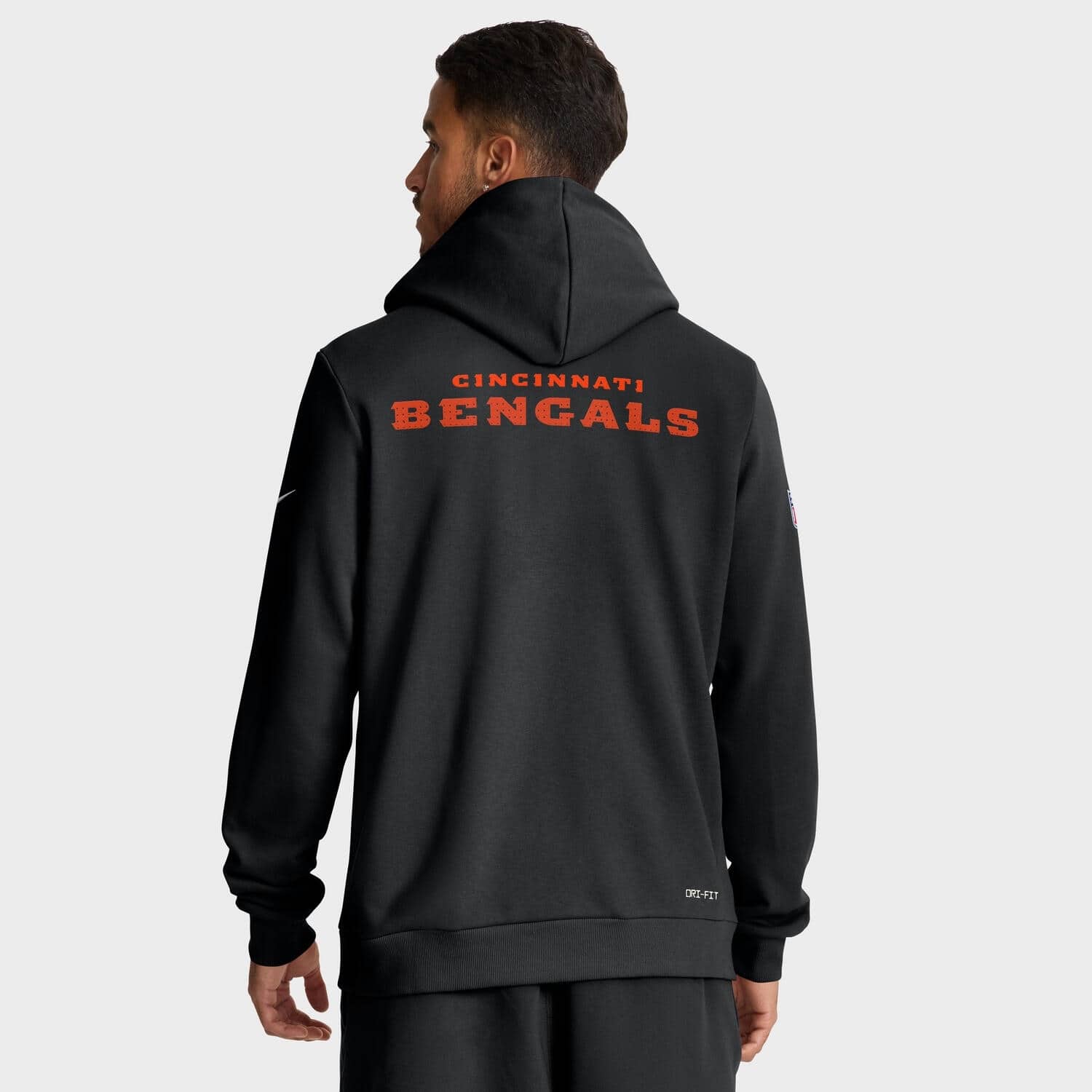 Cincinnati Bengals 2025 NFL Sideline Nike Standard Issue Hoodie Schwarz