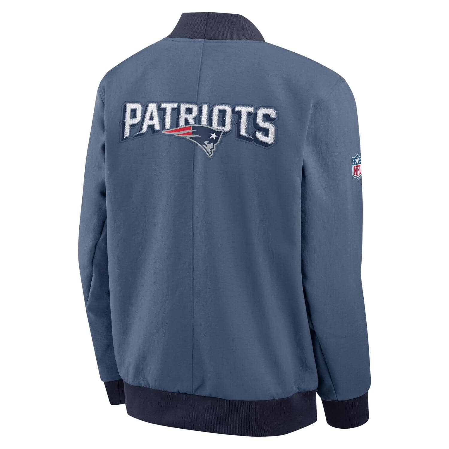 New England Patriots 2025 Nike Rivalries Sideline NFL Bomber Jacke Blau