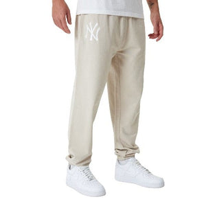 New York Yankees MLB League Essentials Jogger Sweatpants beige - STADIUMDREAMS