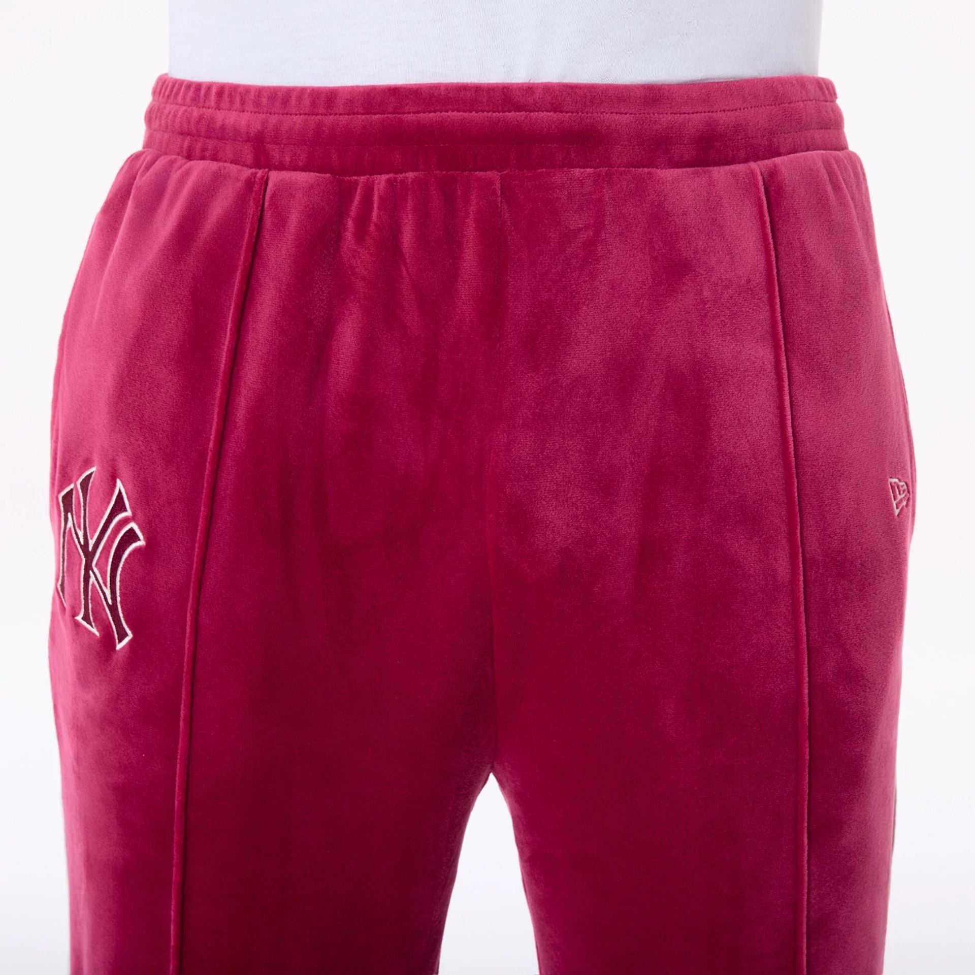 New York Yankees New Era Velour MLB Jogginghose Rot - STADIUMDREAMS